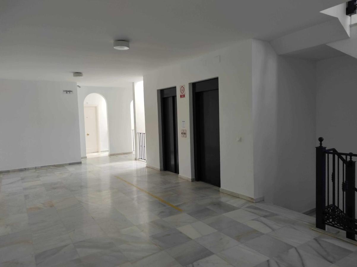 Apartamento Centrico Con Garaje Y Cercano A La Pl Zahara de los Atunes Exterior photo